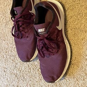 Nike Run Swift shoes, size 9